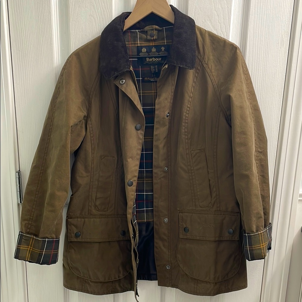 Barbour Women’s Beadnell Waxed Cotton Jacket in color Bark